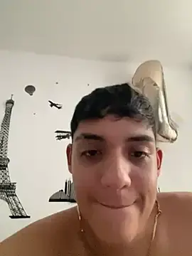 Stripchat Live Sex of SANTY_BABY22