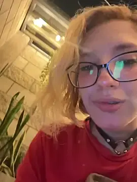 Stripchat Free Live Porn of SweetBunnyGF