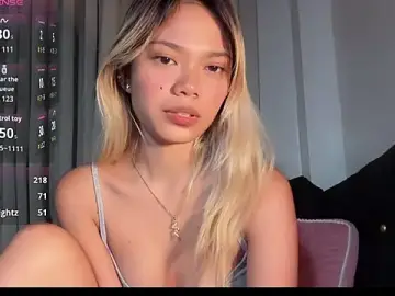 Stripchat Free Live Porn of ivywyn