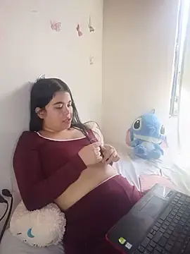 Stripchat Free Live Porn of MiiaHott_W