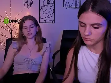 Stripchat Best live sex cam show of lisa_dark_