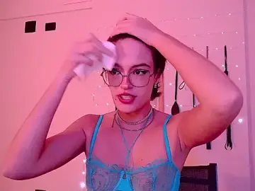 Stripchat Live Porn of nina_kink