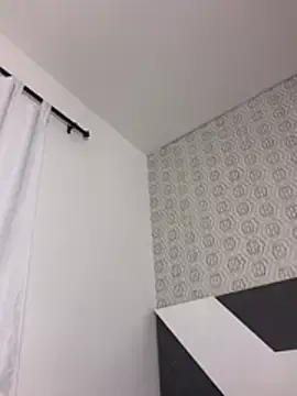 Stripchat Free Porn Cam of Mia_rivers__
