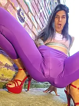 Stripchat Free Porn Cam of Yuky_ta