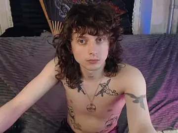 Stripchat Watch Live Sex Cams of g1vememoney
