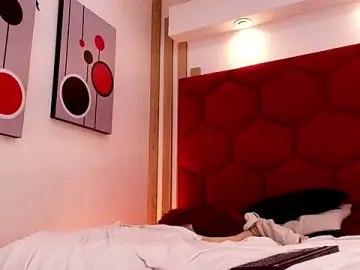 Stripchat Best Webcam of EmmaJhomson