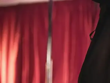 Stripchat Watch Live Sex Cams of LuxenNoir
