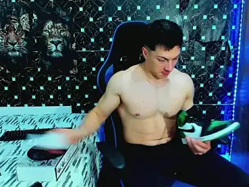 Stripchat Nude Webcam of javiersexymann