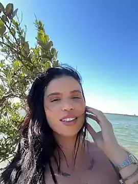 Stripchat Sex Cam of Rafaellaz