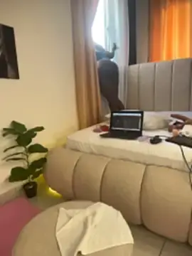 Stripchat Live Sex Cam of t-Booty_risky_