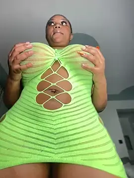 Stripchat Sex Cam of EliteSoraya