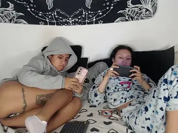 Stripchat Adult Webcam of abby_n_emily