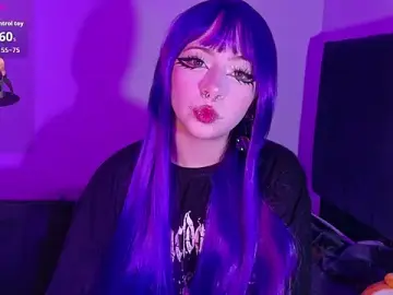 Stripchat Sex Cam of purplelilith3