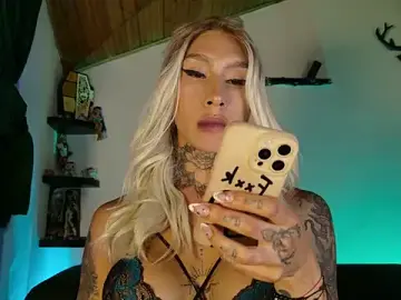 Stripchat Live Sex of Juana_777