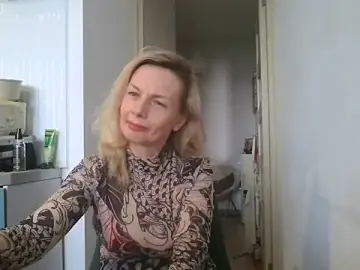 Stripchat Free Live Porn of Sweetmurrr