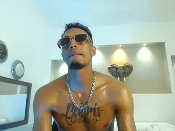 Stripchat Live Sex Cam of jostin_jacksonn