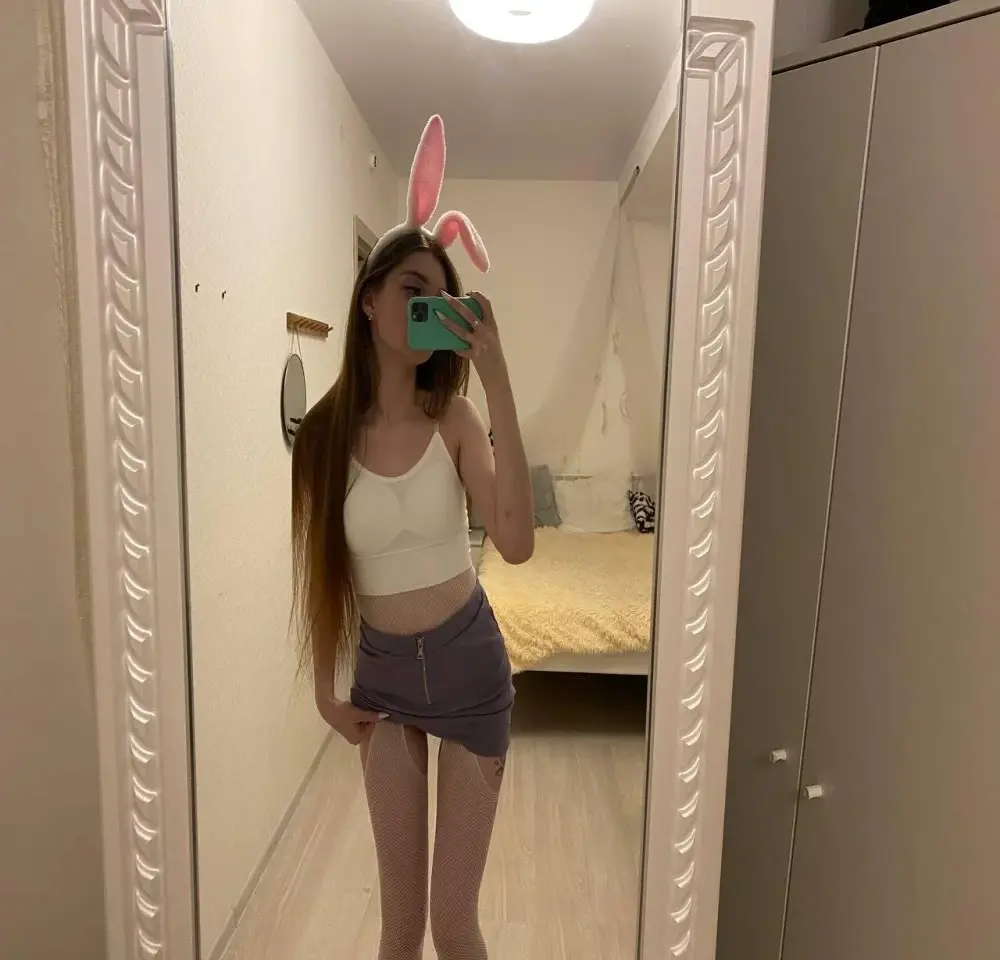Nicole_Broown_