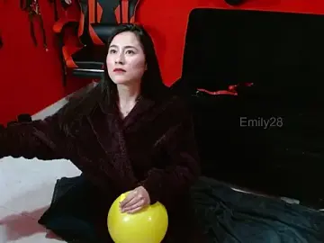 Stripchat Live Sex of Emily_Slave28
