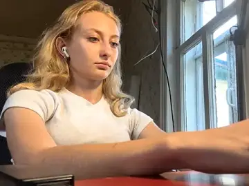Stripchat Free Porn Cam of LisaBam