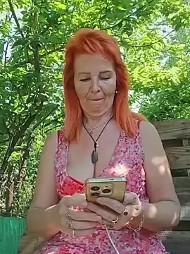 Stripchat Free Live Porn of CassandraSandra44
