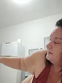 Stripchat Free Live Porn of Yaya_Mineira