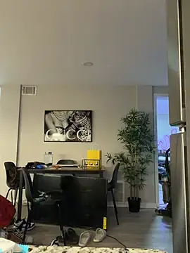 Stripchat Free Porn Cam of leanarose10