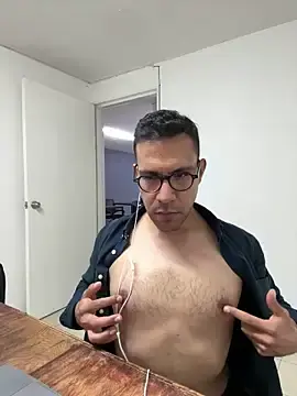 Stripchat Live Sex Cam of AdrianGarcia89