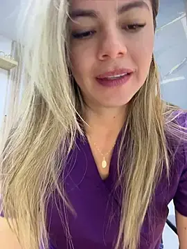 Stripchat Watch Live Sex Cams of alicee16