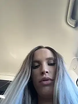 Stripchat Adult Webcams of mikkixmeow