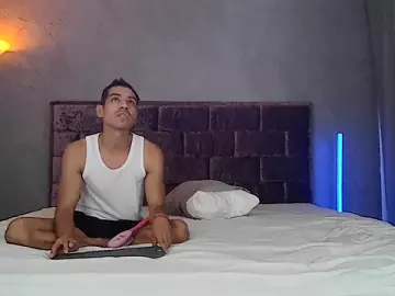 Stripchat Free Live Porn of Wild_Squad