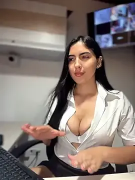 Stripchat Sex Cam of I_AM_SOPHIE_