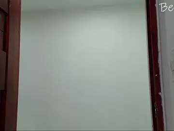 Stripchat Live Sex of TinyCuckSph