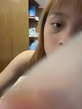 Stripchat Live Sex Cam of yangyang520-18girl