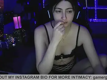Stripchat Live Sex of Gamergirl-Linela