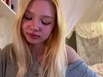 Stripchat Sex Cam of LinaFloww