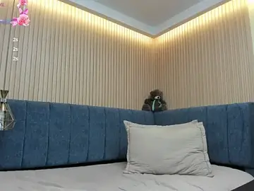Stripchat Free Live Porn of zara_milf