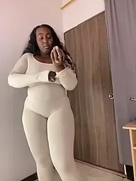 Stripchat Watch Live Sex Cams of emilyrojas