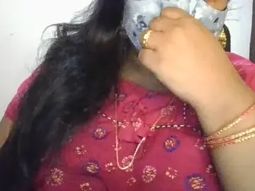 Stripchat Watch Live Sex Cams of Divyahoty