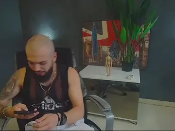 Stripchat Adult Webcam of OscarWillss