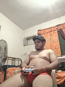 Stripchat Sex Cam of VincenzoCassano01