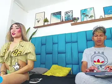 Stripchat Sex Chat of The_Taylors_Moon