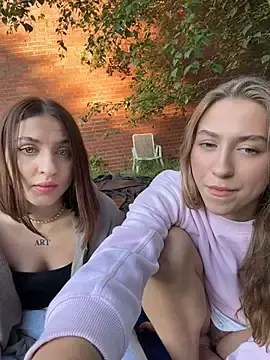 Stripchat Free Live Porn of romyxxs