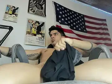 Stripchat Private Sex Chat of charlie_hotxxx