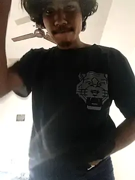 Stripchat Watch Live Sex Cams of Handsome_star