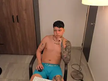 Stripchat Best live sex cam show of Jake_simons