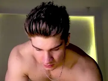 Stripchat Adult Webcams of MaxKaiden