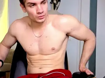 Stripchat Live Porn of MaxKaiden