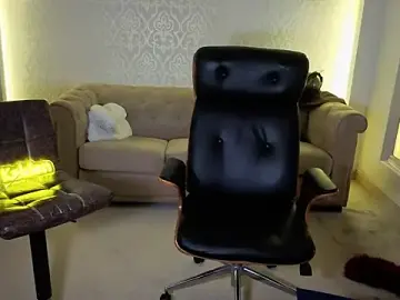 Stripchat Nude Webcam of MaxKaiden