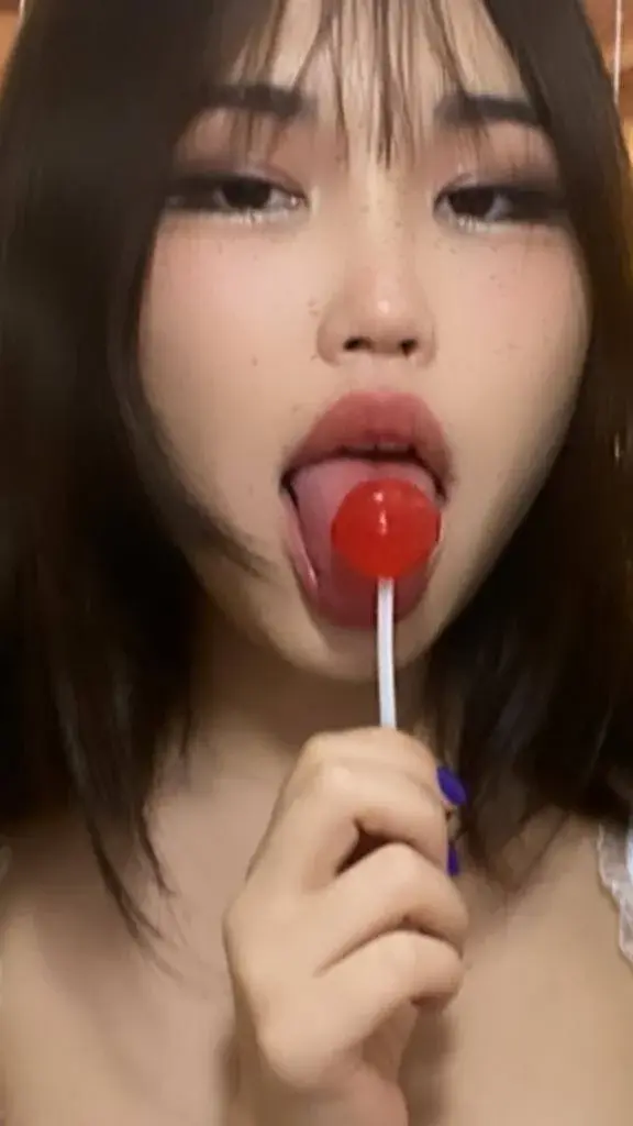 Yena-little