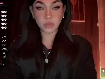 Stripchat Live Sex of madam_agnes1
